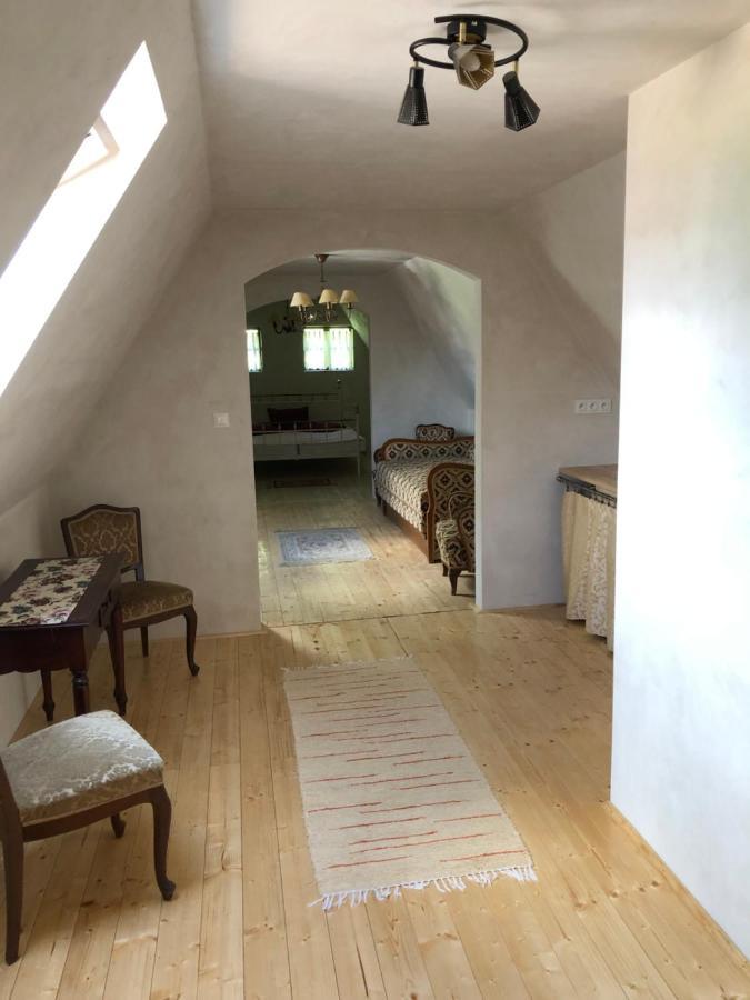 Apartman Vila Rosenberg บันสกา ชีอาว์นีซา ภายนอก รูปภาพ